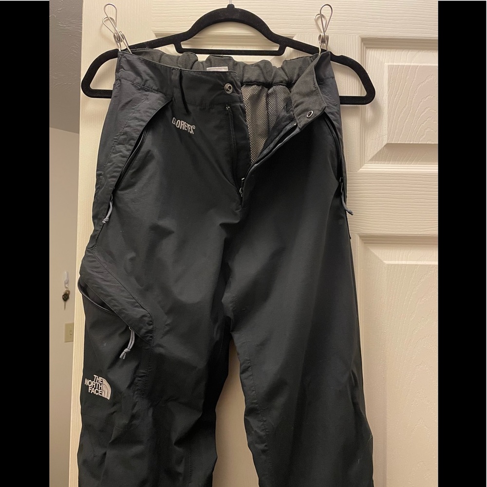 Women’s north face ski pants